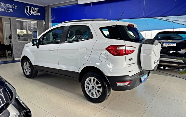 imagem-https://www.socarrao.com.br/sc-vehicle-images-prod/3707097/1789749851459-GMOIvpYz2RfKGZpLnVCPU3gmUpZgLCt7.jpg