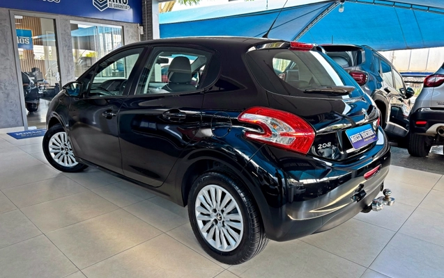 imagem-https://www.socarrao.com.br/sc-vehicle-images-prod/3707100/1788872878893-zd9ThtkeX4honVBctj0Qzu1v2kGOXQJg.jpg
