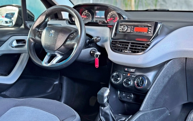 imagem-https://www.socarrao.com.br/sc-vehicle-images-prod/3707100/1788872878898-CUzFx6el5jSEUO7jjAhkRuYcWhgfL4Na.jpg