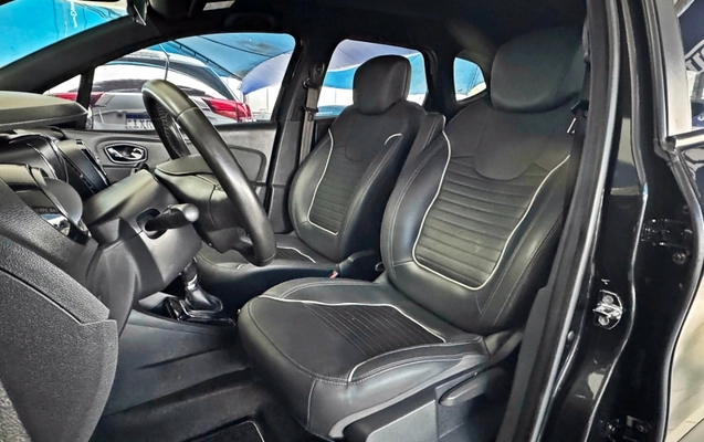 imagem-https://www.socarrao.com.br/sc-vehicle-images-prod/3707103/1788872884692-Sr8sicxlQRTtgR62sd9FJf0LDorT2uUG.jpg
