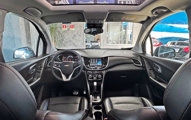 imagem-https://www.socarrao.com.br/sc-vehicle-images-prod/3707104/1788872886317-qgzLW6jOfbL8jHVbFnNCH0jf0QjScKsm.jpg