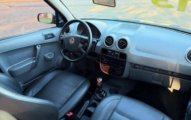 imagem-https://www.socarrao.com.br/sc-vehicle-images-prod/3707106/1788872888661-42253451fdb34a9c92eefc9d3c19d83f_1788872844799.jpg