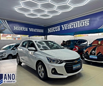 Chevrolet Onix 2024 Branco — foto 1 de 3