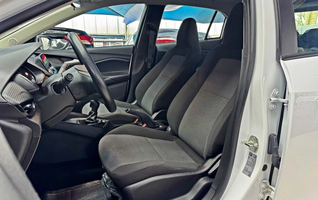 imagem-https://www.socarrao.com.br/sc-vehicle-images-prod/3707111/1788872896302-qYce065G0qcOLYQUiJyX4DIZ59WLUbRG.jpg