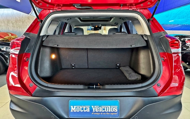 imagem-https://www.socarrao.com.br/sc-vehicle-images-prod/3707112/1788872898399-J1eeVMTCzervuDE7cQsfhGsI8Twe86kW.jpg
