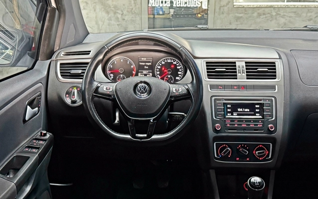 imagem-https://www.socarrao.com.br/sc-vehicle-images-prod/3707115/1788872903679-WAEKlnc7shiYP8hX6lzMi89gIFNQMOJ2.jpg