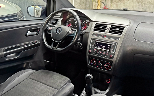 imagem-https://www.socarrao.com.br/sc-vehicle-images-prod/3707115/1788872903681-ZlyKV61c6G3ZhsZBGdTUjLHkQ8u07PzG.jpg
