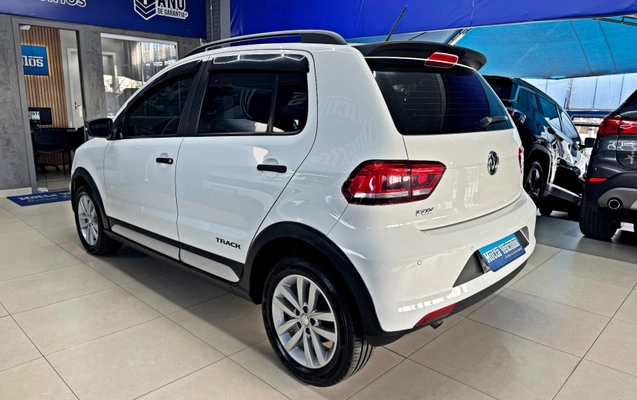 imagem-https://www.socarrao.com.br/sc-vehicle-images-prod/3707115/1788872903688-cFo3Tsi79pSK1dCnANgAQiCwg4pQsmOv.jpg