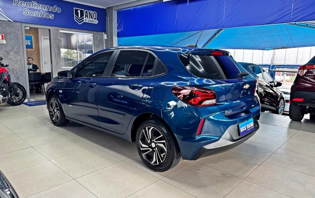 imagem-https://www.socarrao.com.br/sc-vehicle-images-prod/3707117/1788872907097-vVUgiKXn41NuadZO1pBNdKI79arj20Lt.jpg
