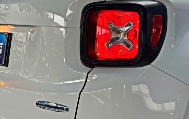 imagem-https://www.socarrao.com.br/sc-vehicle-images-prod/3707120/1788872912154-IE40wLKHKDCGrPstWWqturcEy96RoJHF.jpg