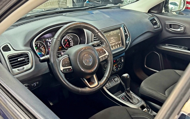 imagem-https://www.socarrao.com.br/sc-vehicle-images-prod/3707122/1788872915292-ZynzaM8zzsYHCzkSIJs9BtcahvdDtSQz.jpg
