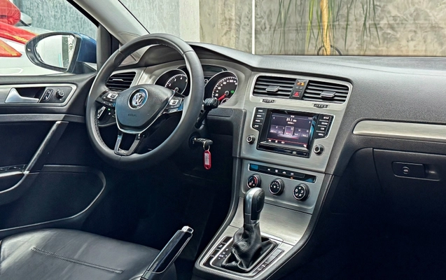 imagem-https://www.socarrao.com.br/sc-vehicle-images-prod/3707123/1788872917135-BBAc93K2t9fSknjdalE1J1QcKHDipXpt.jpg