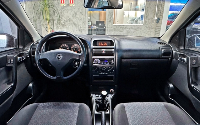 imagem-https://www.socarrao.com.br/sc-vehicle-images-prod/3707126/1788872921808-uZHTGNXAfqNRwBV12ccCEnjVafRwvBDw.jpg