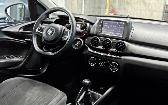 imagem-https://www.socarrao.com.br/sc-vehicle-images-prod/3707131/1788980542338-x0sL7kluXimf0XRAqcOuUQqeOsSH90Fj.jpg