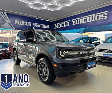 Ford Bronco 2023 Cinza — foto 1 de 3
