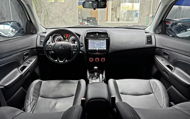 imagem-https://www.socarrao.com.br/sc-vehicle-images-prod/3707150/1788872944793-aulBBQrRhK0SKbH5qzIqsNimQNyzffCj.jpg