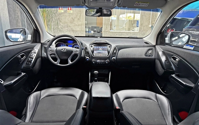imagem-https://www.socarrao.com.br/sc-vehicle-images-prod/3707152/1789590520671-FKM8WNTaOtBQ6UyPZgt5HFbsgEpGcEzG.jpg