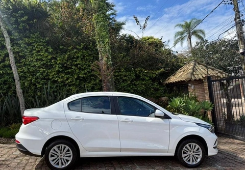 Fiat Cronos DRIVE 1.0 6V Flex 2024 Branco — foto 1 de 3