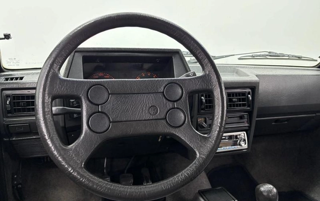 imagem-https://www.socarrao.com.br/sc-vehicle-images-prod/3707552/1788877225649-8455680_15_B_890af2b879.jpeg