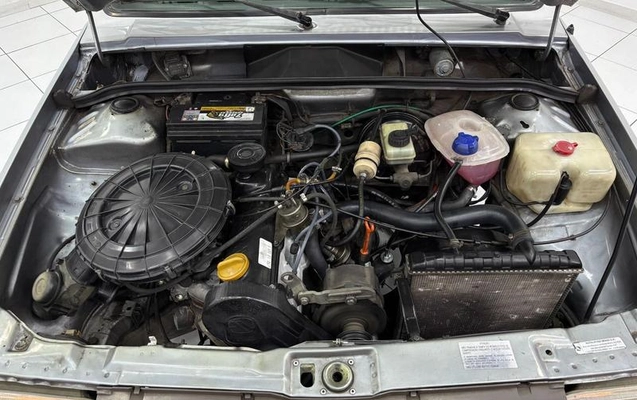 imagem-https://www.socarrao.com.br/sc-vehicle-images-prod/3707552/1788877225664-8455680_13_B_9bc5ba15a3.jpeg