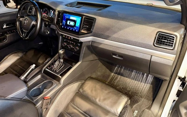 imagem-https://www.socarrao.com.br/sc-vehicle-images-prod/3707653/1790027596881-8450029_15_B_4d82080468.jpeg