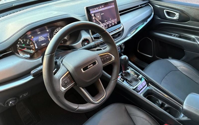 imagem-https://www.socarrao.com.br/sc-vehicle-images-prod/3707657/1788873976965-8364095_7_B_b04790db27.jpeg
