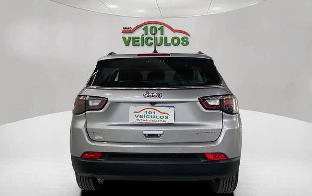 imagem-https://www.socarrao.com.br/sc-vehicle-images-prod/3707740/1788874139442-003_5cb98e19431f1638bd9d920f911ec0e4.jpg