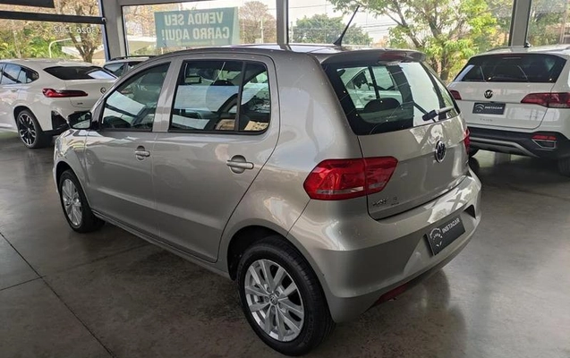 imagem-https://www.socarrao.com.br/sc-vehicle-images-prod/3707759/1789667867931-8443902_12_B_5dec77925d.jpeg
