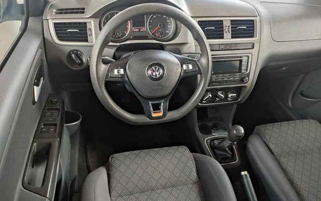 imagem-https://www.socarrao.com.br/sc-vehicle-images-prod/3707759/1789667867940-8443902_12_B_3826f8798e.jpeg