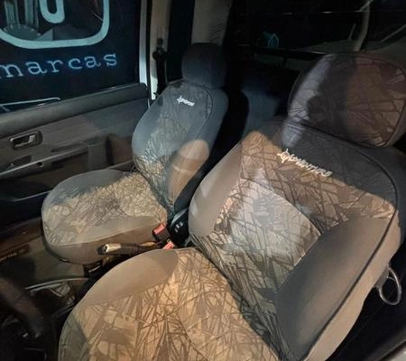 imagem-https://www.socarrao.com.br/sc-vehicle-images-prod/3708025/1789591440592-8342477_16_B_5e677e3df0.jpeg