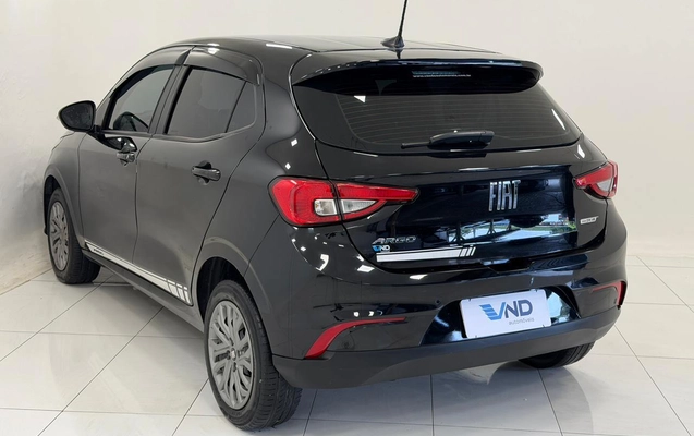 imagem-https://www.socarrao.com.br/sc-vehicle-images-prod/3708027/1788874837530-fcfec5bc0903490d8a2a6f3a52804b2f_1788530834758.jpg