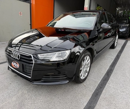 Audi A4 2018 Preto — foto 1 de 3
