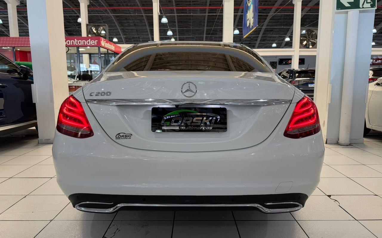 imagem-https://www.socarrao.com.br/sc-vehicle-images-prod/3708289/1788875533105-ZDA0ODRhMWItZjMxYi00Y2IyLWIzZTItMzAwNzMzMjEzMzlkLmpwZWc.jpeg