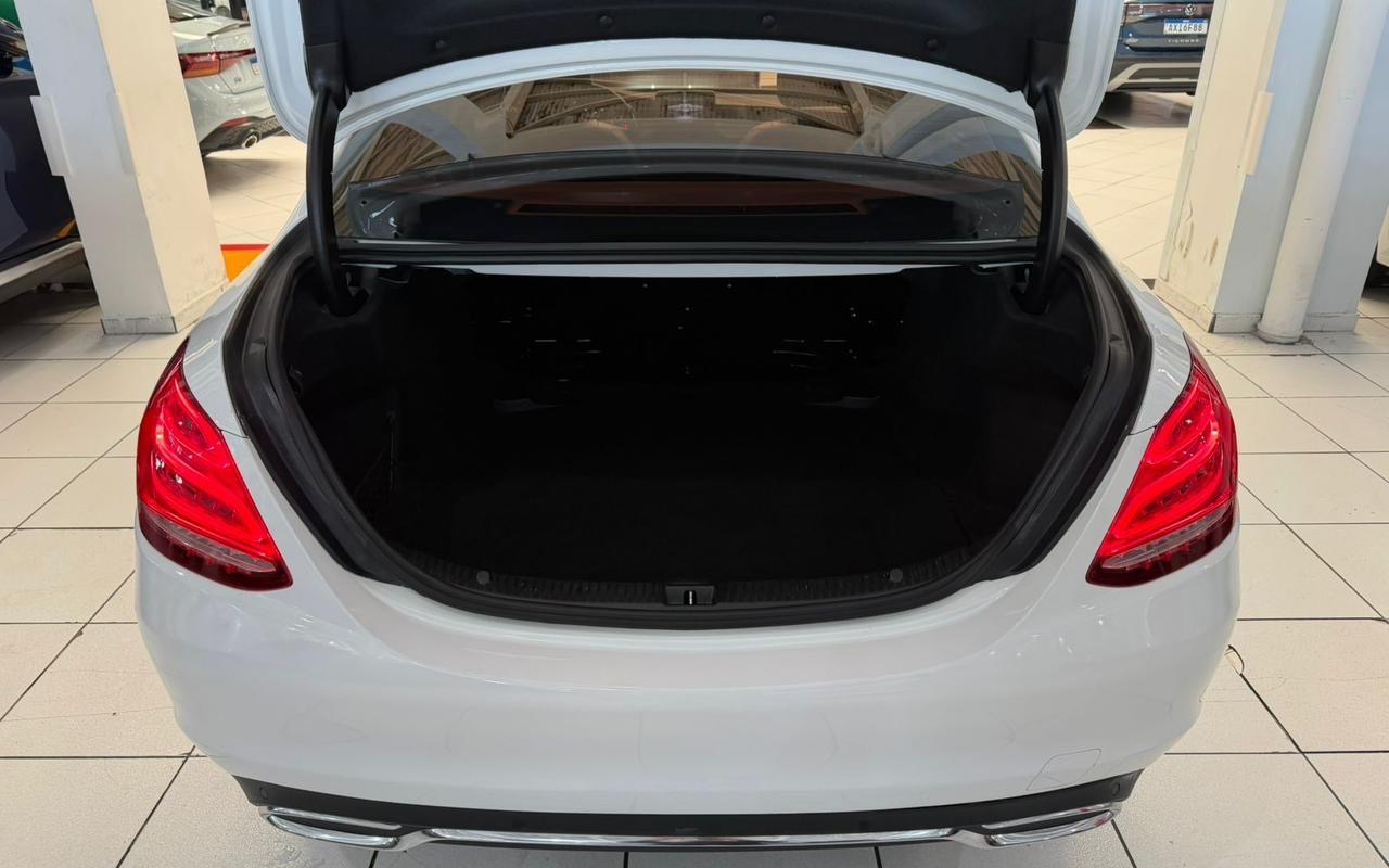 imagem-https://www.socarrao.com.br/sc-vehicle-images-prod/3708289/1788875534013-ZGI4Y2MyOGMtM2I5Ni00MDU3LTkxODItZWNmODIzZWRiN2U5LmpwZWc.jpeg