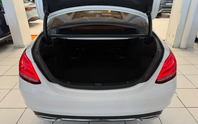 imagem-https://www.socarrao.com.br/sc-vehicle-images-prod/3708289/1788875534013-ZGI4Y2MyOGMtM2I5Ni00MDU3LTkxODItZWNmODIzZWRiN2U5LmpwZWc.jpeg