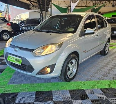 Ford Fiesta 2013 Prata — foto 1 de 3