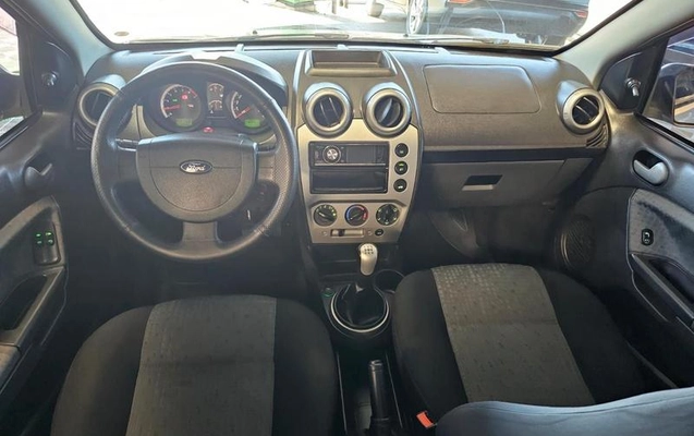 imagem-https://www.socarrao.com.br/sc-vehicle-images-prod/3708293/1789670300604-8449469_1_B_0209d28199.jpeg