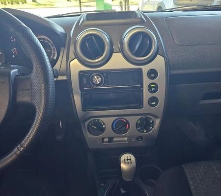 imagem-https://www.socarrao.com.br/sc-vehicle-images-prod/3708293/1789670300605-8449469_5_B_d37007f161.jpeg