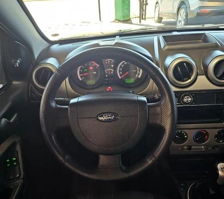 imagem-https://www.socarrao.com.br/sc-vehicle-images-prod/3708293/1789670300606-8449469_3_B_32feae6451.jpeg
