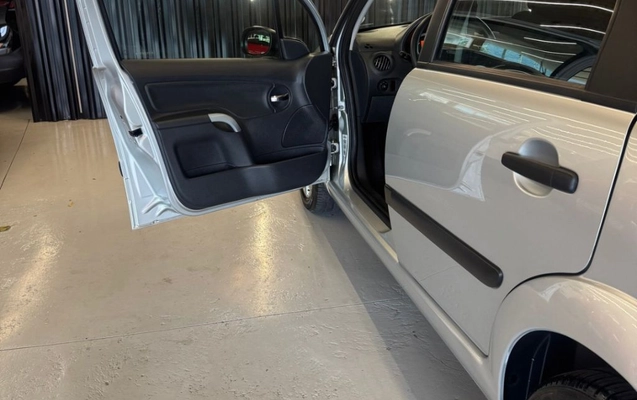 imagem-https://www.socarrao.com.br/sc-vehicle-images-prod/3708348/1789070010888-gb-1146ff0.jpeg