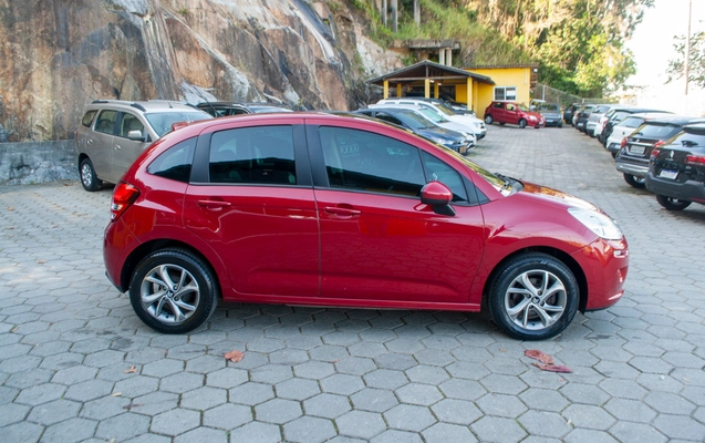 imagem-https://www.socarrao.com.br/sc-vehicle-images-prod/3708387/1788875677851-bc1cdd6f135b4e278dc6751c1bbeb3f2_1788547448422.jpg
