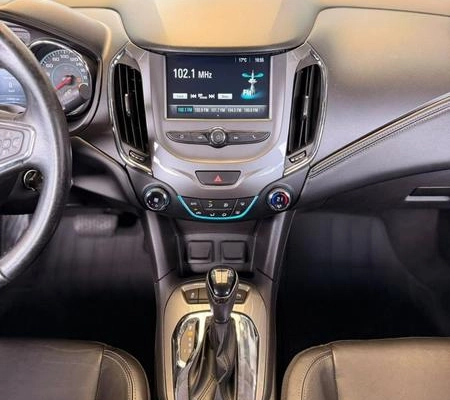 imagem-https://www.socarrao.com.br/sc-vehicle-images-prod/3708410/1789670311547-8449613_8_B_e8d86d927d.jpeg