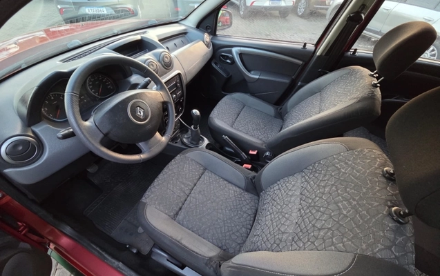 imagem-https://www.socarrao.com.br/sc-vehicle-images-prod/3708440/1788875818332-N2j0YjLb6TjQ7W8pi2NyNxVgzMyYeaz6.jpg