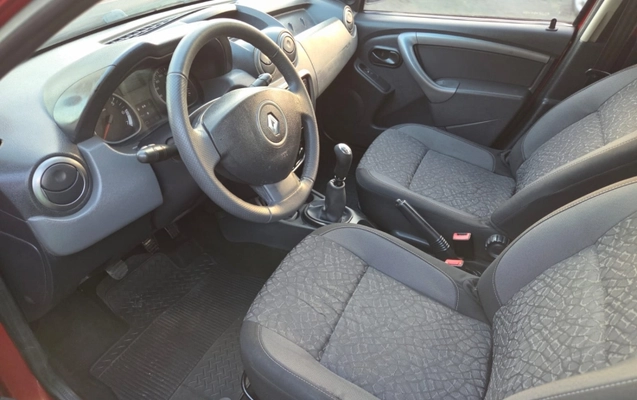 imagem-https://www.socarrao.com.br/sc-vehicle-images-prod/3708440/1788875818335-TCo1iUV1d4Ku7CSrxKMt1ezpi06a16WE.jpg
