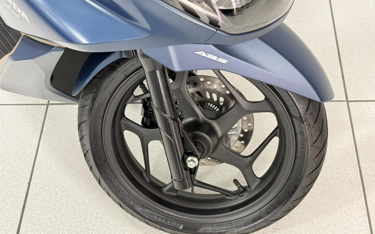 imagem-https://www.socarrao.com.br/sc-vehicle-images-prod/3708490/1788883346681-V2hhdHNBcHAgSW1hZ2UgMjAyNi0wOS0wOCBhdCAxMS4zMC41Mi5qcGVn.jpeg