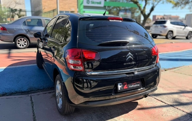 imagem-https://www.socarrao.com.br/sc-vehicle-images-prod/3708526/1788876396198-QRVInfgMQTGesUzVZ4dWdJBQhJ2R42Ie.jpg