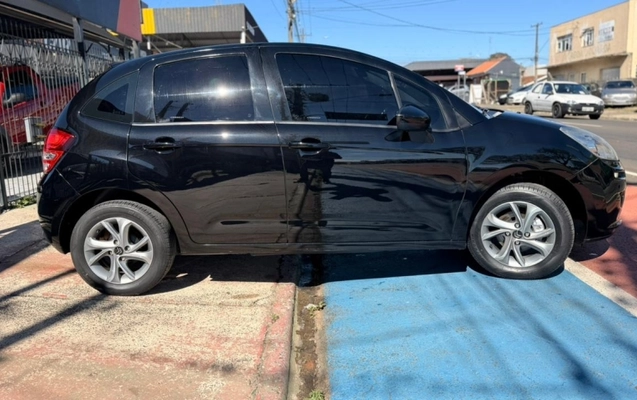 imagem-https://www.socarrao.com.br/sc-vehicle-images-prod/3708526/1788876396204-Ivz51ZjMfiOgCrEvEPyh4q6equdmIZW4.jpg