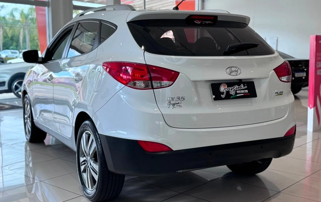 imagem-https://www.socarrao.com.br/sc-vehicle-images-prod/3708544/1788958287368-d5bd7fe7163c413c919e99badbdbc765_1788876320082.jpg