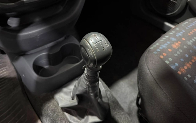 imagem-https://www.socarrao.com.br/sc-vehicle-images-prod/3708697/1788876876588-vehicle_image_1788876870_c68b478a868c074b7b81e852dd6353da.jpeg