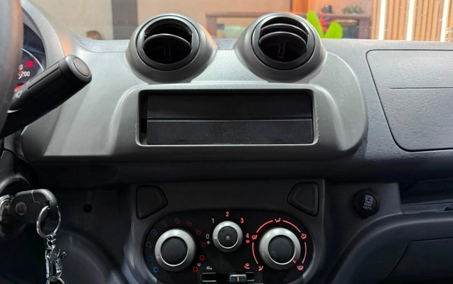 imagem-https://www.socarrao.com.br/sc-vehicle-images-prod/3708697/1788876876590-vehicle_image_1788876873_f86d1bdc35ed4d821b95a2200bcfa902.jpeg